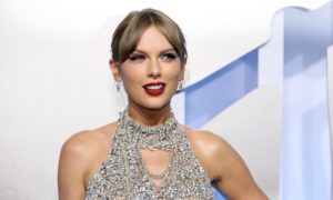 Taylor Swift continua revelando la lista de canciones del nuevo 300x180 - Lo que tendrán en común Taylor Swift y Guillermo del Toro