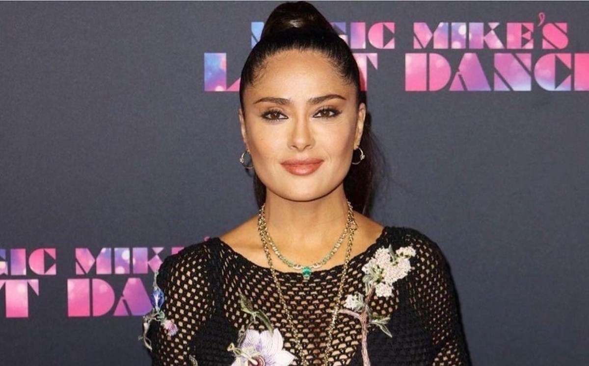 salma hayek deslumbra vestido transparente - Salma Hayek revela lo que le dijo su esposo