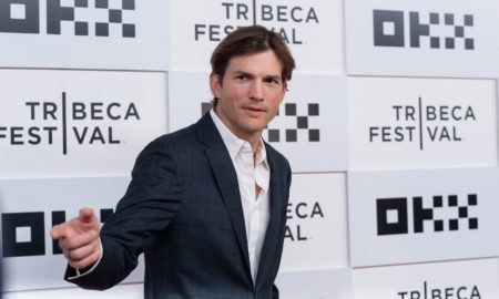 actor ashton kutcher attends the premiere of vengeance news photo 1661934273 450x270 - Ashton Kutcher vive el amor