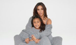kim kardashian and north west 300x180 - Kim Kardashian presume el increíble talento de su hija