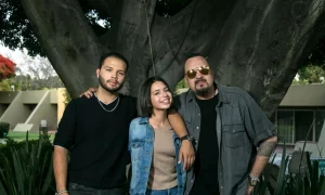 pepe aguilar y su familia unas de las mxs talentosas del espectxculo crop1556381547625.jpeg 242310155 300x180 - Los Aguilar se pronuncian a favor de la fiesta brava
