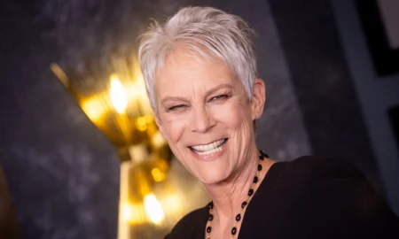 GettyImages 1442900270 450x270 - Jamie Lee Curtis se lesionó por eufórico festejo