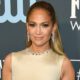 jennifer lopez en la 25a gala anual de critics choice awards 80x80 - Jennifer Lopez se desnuda y lucha contra la censura 