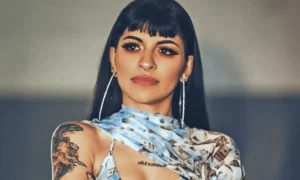 cazzu anuncia por qux no volverx a subirse al escenario en un buen tiempo.png 242310155 300x180 - Cazzu, la Viuda Negra, cinco cosas que no sabías