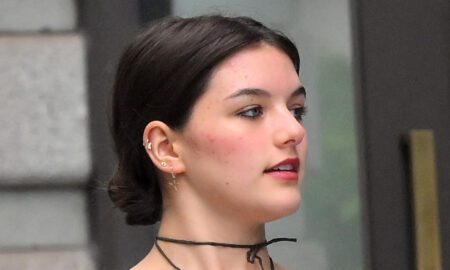 KS suri cruise op 450x270 - Suri Cruise se deja ver maquillada como toda una adulta