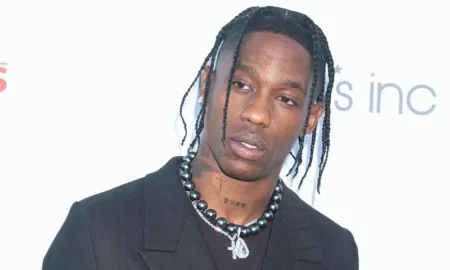 travis scott 450x270 - Travis Scott no enfrentará cargos por muertes de festival Astroworld