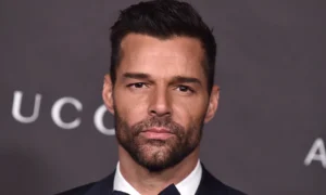 98 2 300x180 - Ricky Martin presume a sus gemelos