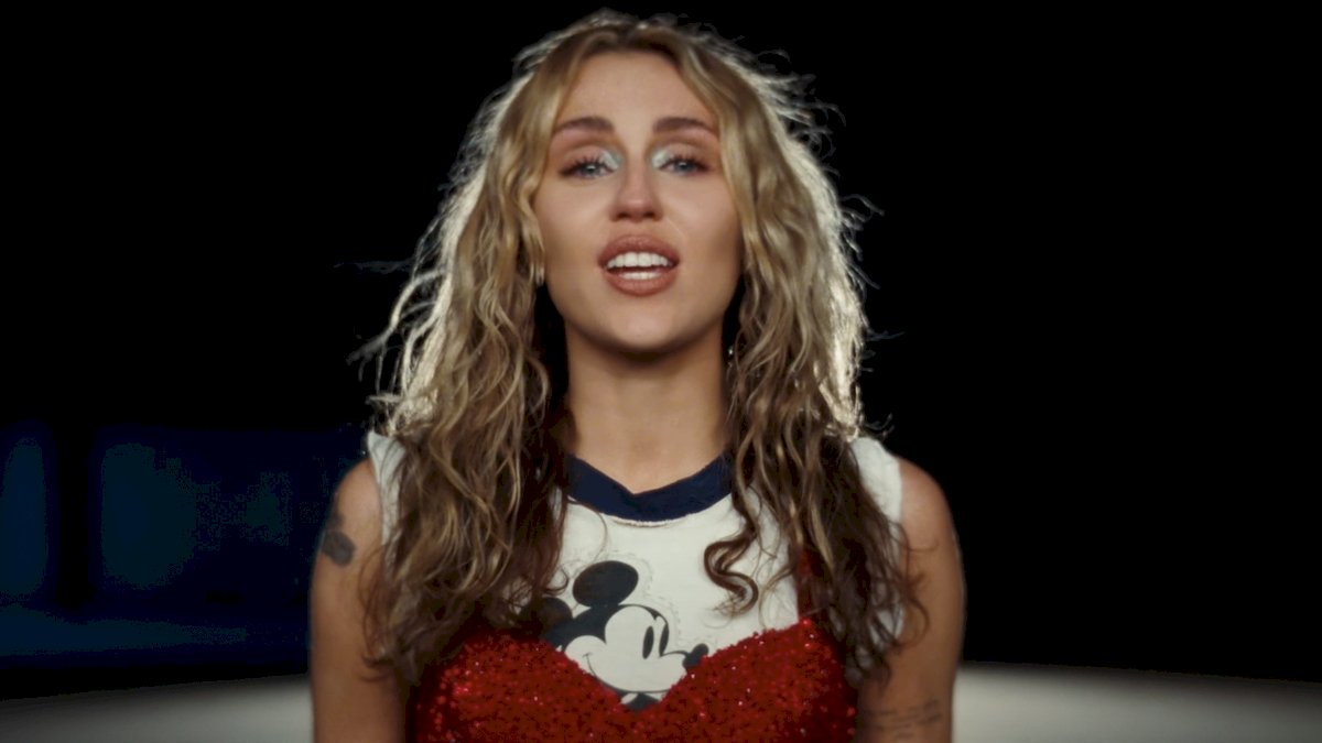 0000144148 - Miley Cyrus revela el lado oscuro de ser una estrella infantil