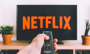 actualidad 470964370 146803200 1706x960 300x180 - Miniseries de suspenso en Netflix