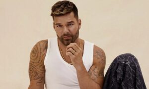 ricky martin recibe millonaria demanda 300x180 - Ricky Martin regresa a la CDMX