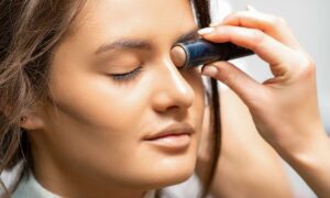 En que parte del rostro se pone el contour 1 300x180 - Contour perfecto según tu tipo de cara
