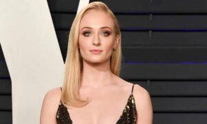 sophieeee 101 7411390 20231103103003 300x180 - Sophie Turner confirma su relación con Peregrine Pearson