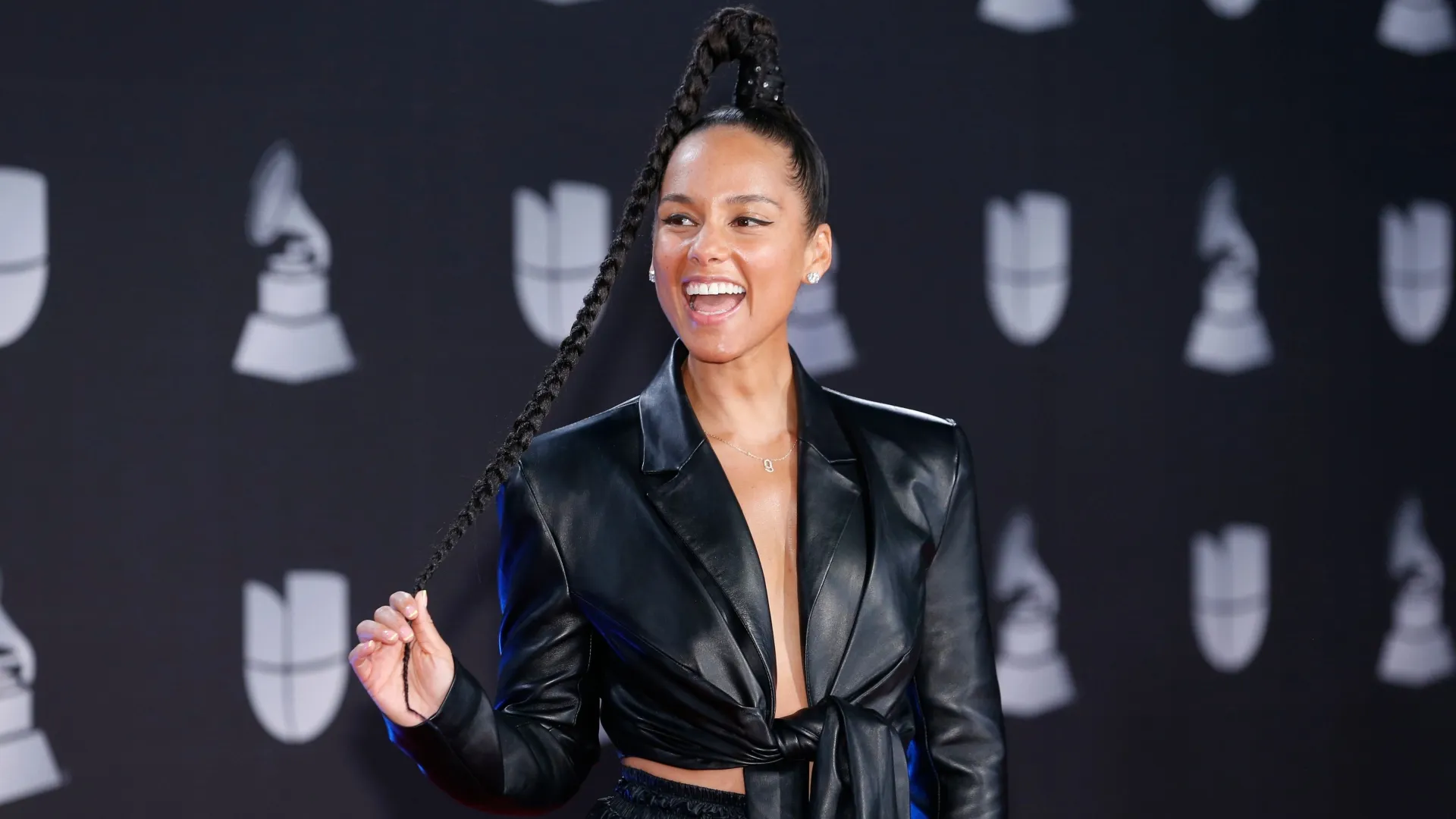 grammys alicia keys 1 - Alicia Keys es la invitada de Usher en el medio tiempo del Super Bowl