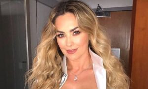 0000589429 300x180 - Aracely Arámbula reaparece ante las cámaras