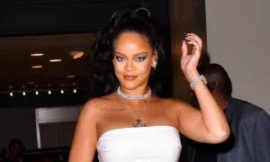 GettyImages 1175577723 300x180 - Rihanna desata polémica al aparecer vestida de monja 