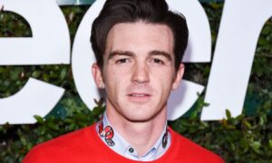 descarga 2024 04 08T204655.660 300x180 - Drake Bell defiende a su mamá de quienes la critican