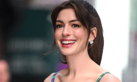 Anne Hathaway GettyImages 1385610145 450x270 - Anne Hathaway hace su debut en TikTok