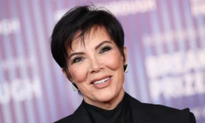 Kris Jenner U62082867377vTN 1024x512@diario abc 300x180 - Kris Jenner se sometió a una histerectomía