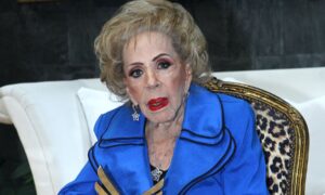 desmienten que silvia pinal se encuentre grave de salud 300x180 - ¿Eutanasia? La Fake News de Silvia Pinal tras cumplir sus 94 años