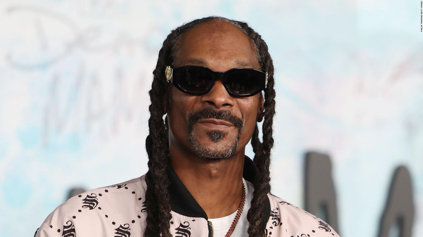 cnne 1509828 snoop dogg afirma que esta dejando la marihuana 1 - La acusación de asesinato contra Snoop Dogg es cerrada