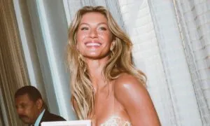 descarga 2025 01 30T201824.998 300x180 - Gisele Bündchen recuerda a su mamá 