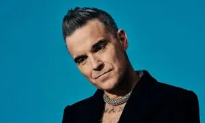 csm Robbie Williams Forbidden Road 1 142ef53b70 300x180 - Robbie Williams se desmiente sobre su participación en el Super Bowl