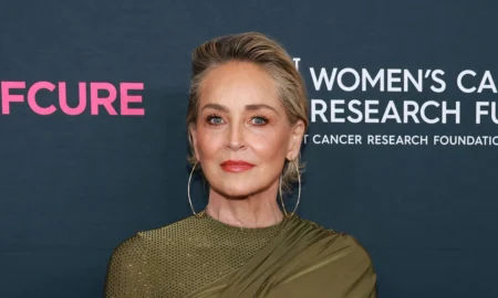 sahron stone recaudacion fondos investigacion cancer mujer 69 450x270 - Sharon Stone en negociaciones para unirse a la tercera temporada de 'Euphoria'