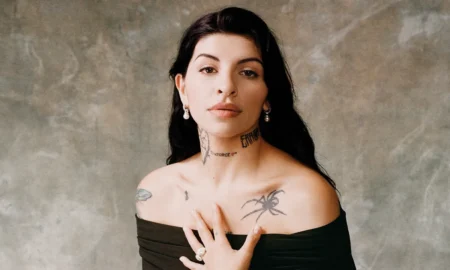 cazzu fotos vogue 450x270 - Cazzu se deja consentir por sus fans mexicanos