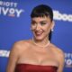 descarga 2025 07 02T192131.155 80x80 - Katy Perry estuvo a punto de caer en pleno concierto
