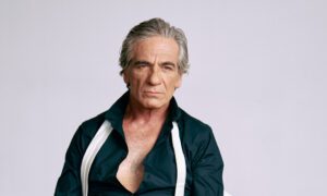 magazin 270722 alon abutbul12 autoOrient w 300x180 - Impacto en el cine: fallece Alon Aboutboul, actor de Batman