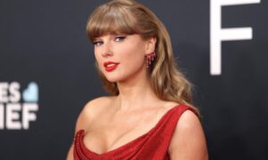 taylor swift nuevo album 014556 1024x576 1 300x180 - Taylor Swift anuncia su nuevo álbum