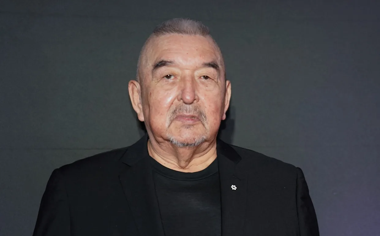 42336582a9b64d161248bcb0efce78dd - Fallece Graham Greene, actor de "Danza con lobos" y "Crepúsculo"
