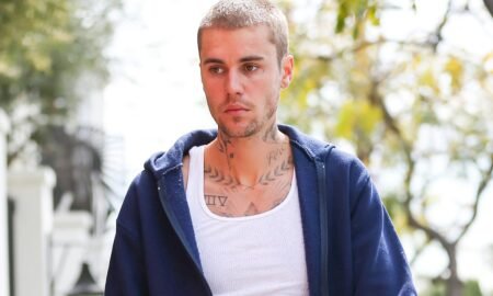 justin bieber 1 061025 1aa763300ffe4cc2b4c4522a25d2798b 1 450x270 - Justin Bieber genera preocupación al pasear semidesnudo 