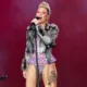 la cantante pink se queda sin palabras un fan le lanza las cenizas de su madre en pleno concierto 8c8a 80x80 - Pink anuncia concierto en México