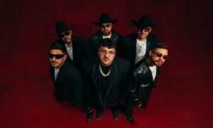 Grupo Frontera y la historia detras de JUGANDO A QUE NO PASA NADA 300x180 - Grupo Frontera anuncia concierto en CDMX por su gira “Triste Pero Bien C*abrón”