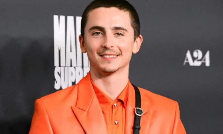 timothee chalamet declares his marty supreme performance v0 jeKEPzowf2FEhLb1HOQQlTA8y agn7QhZU5SgS655SU 450x270 - ¿Timothée Chalamet es EsDeeKid? La teoría que enloquece a internet