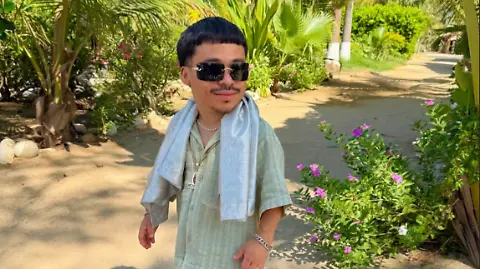 image 1 - Abelito revela que se sinti&oacute; inc&oacute;modo tras ser cargado en Premio Lo Nuestro 2026