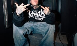 612674878 1483027296523151 5628787819461950848 n 300x180 - Santa Fe Klan da serenata en Hermosillo y desata rumores